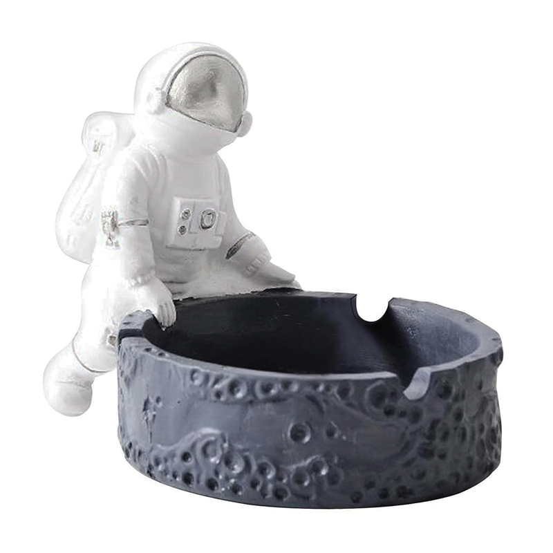 ASTRONAUT ASHTRAY 1CT